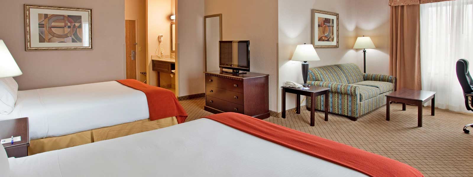 Holiday Inn Express & Suites Liberty Affordable Lodging in Kansas City Missouri Cheap Budget